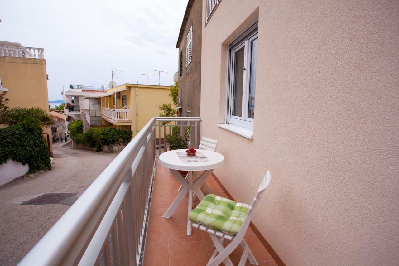 Apartments Mia Baška Voda Exteriör bild